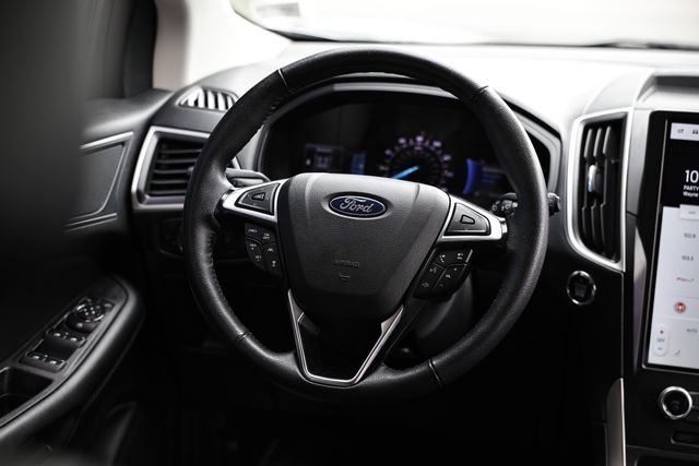 Used 2024 Silver Metallic Ford SEL image 27