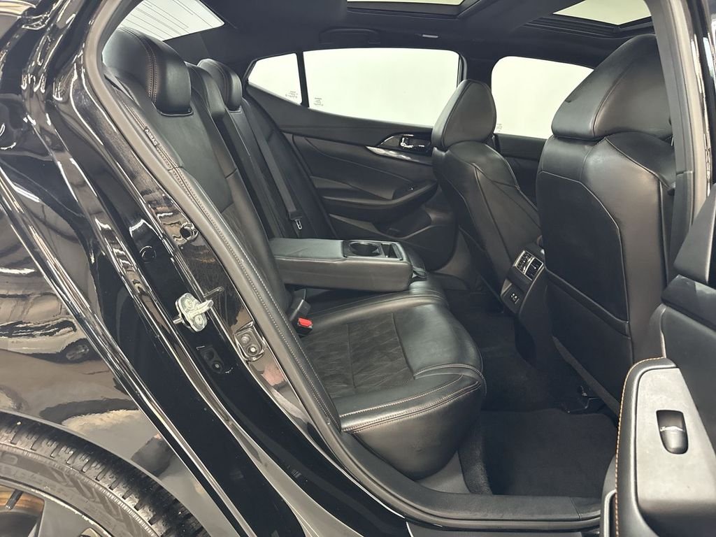 Used 2021 Super Black Nissan SR image 17