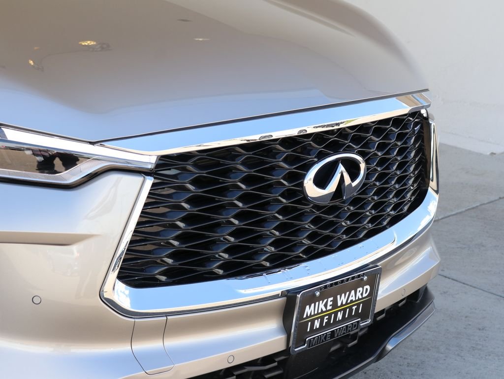 Used 2025 Silver INFINITI Sensory image 61