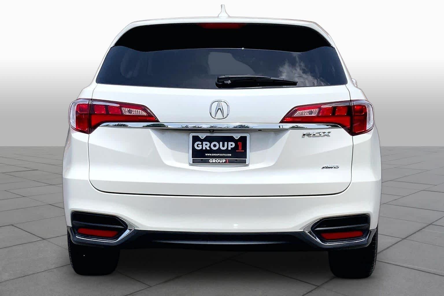 Used 2017 White Diamond Pearl Acura AWD with Technology Package image 5