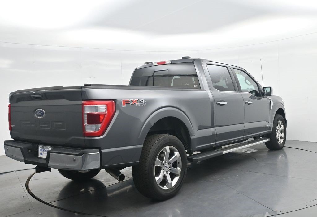 Used 2023 Gray Metallic Ford LARIAT image 5