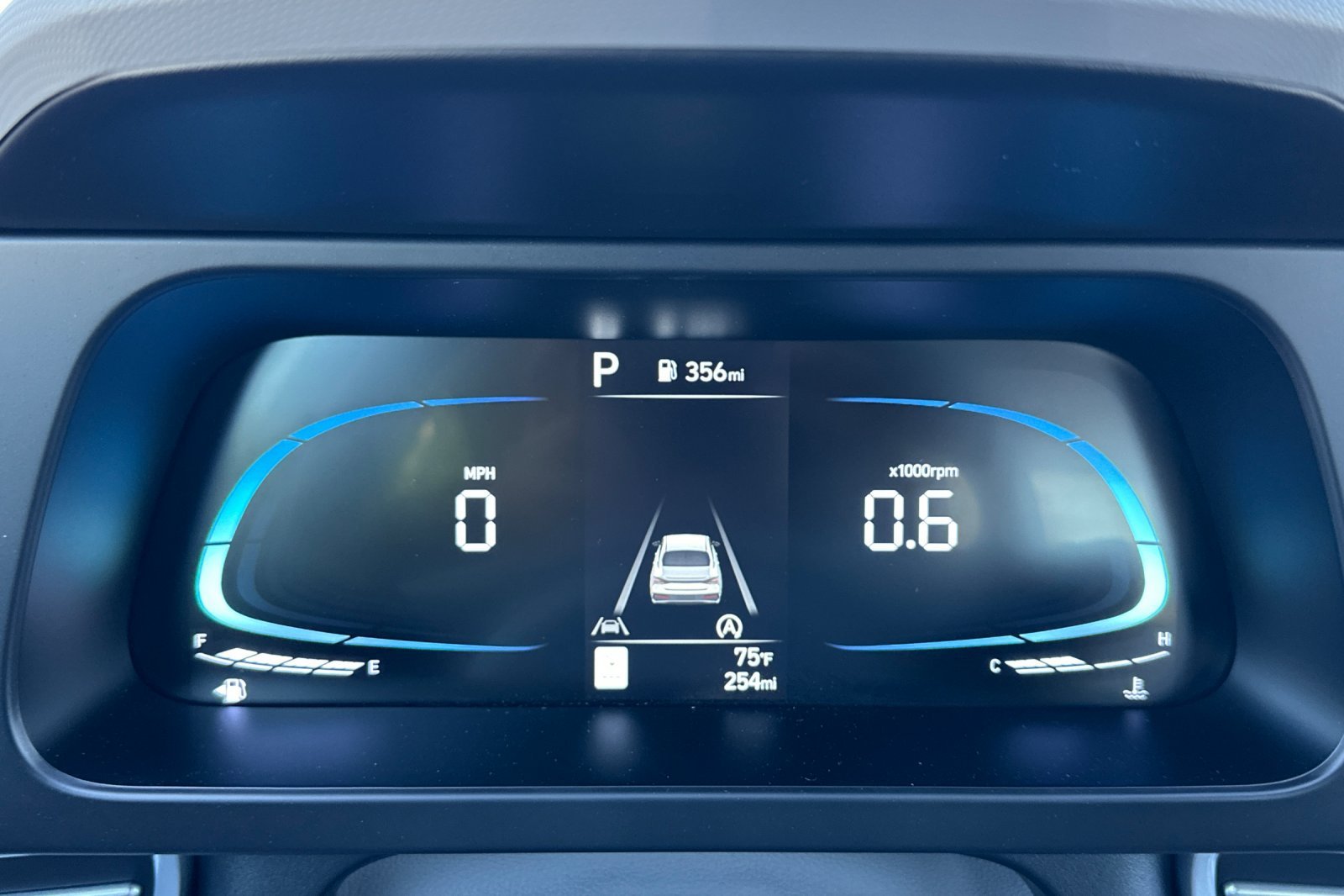 New 2026 Ecotronic Gray Hyundai SE image 41