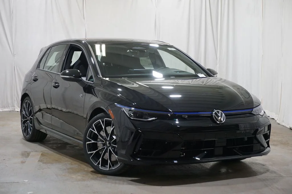 New 2026 Black Volkswagen 2.0T image 2