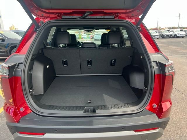 2026 Chevrolet Equinox LT - Photo 13