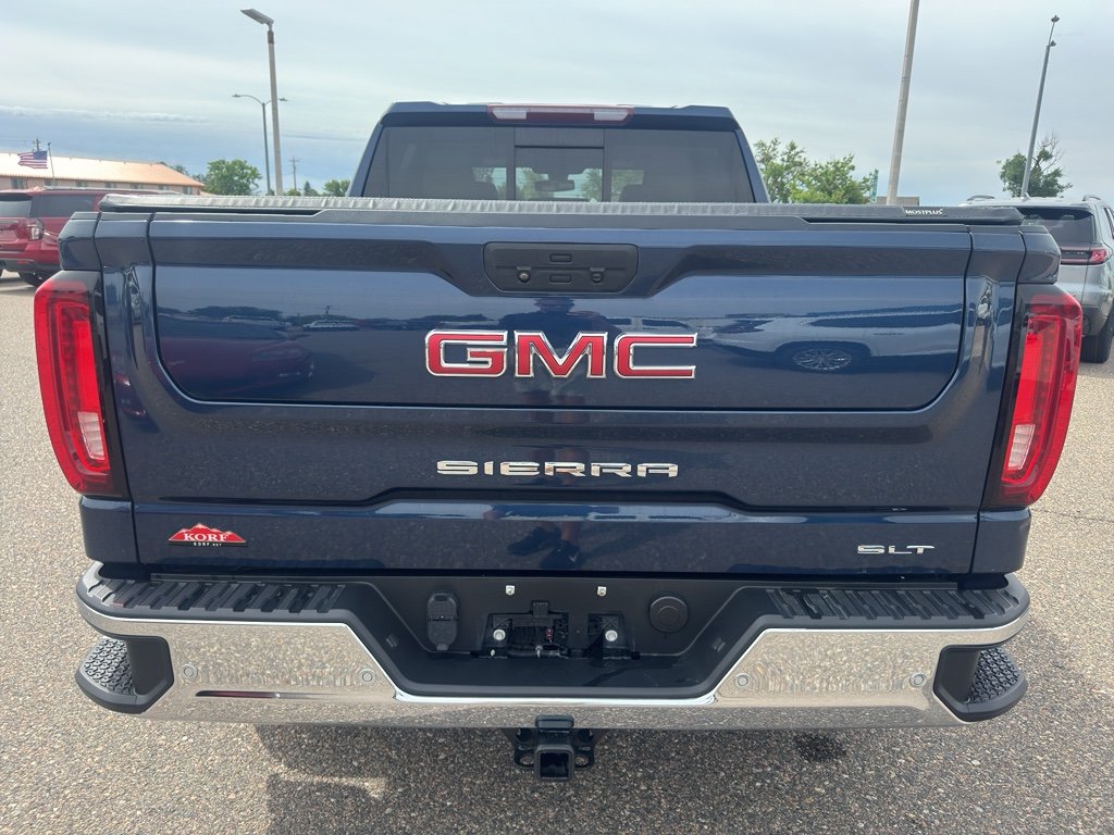 Used 2021 Pacific Blue Metallic GMC SLT image 7