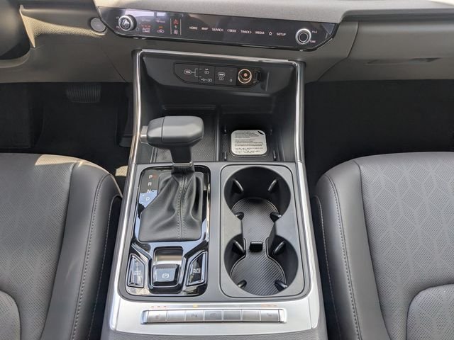 New 2026 Ceramic Silver Kia EX image 24