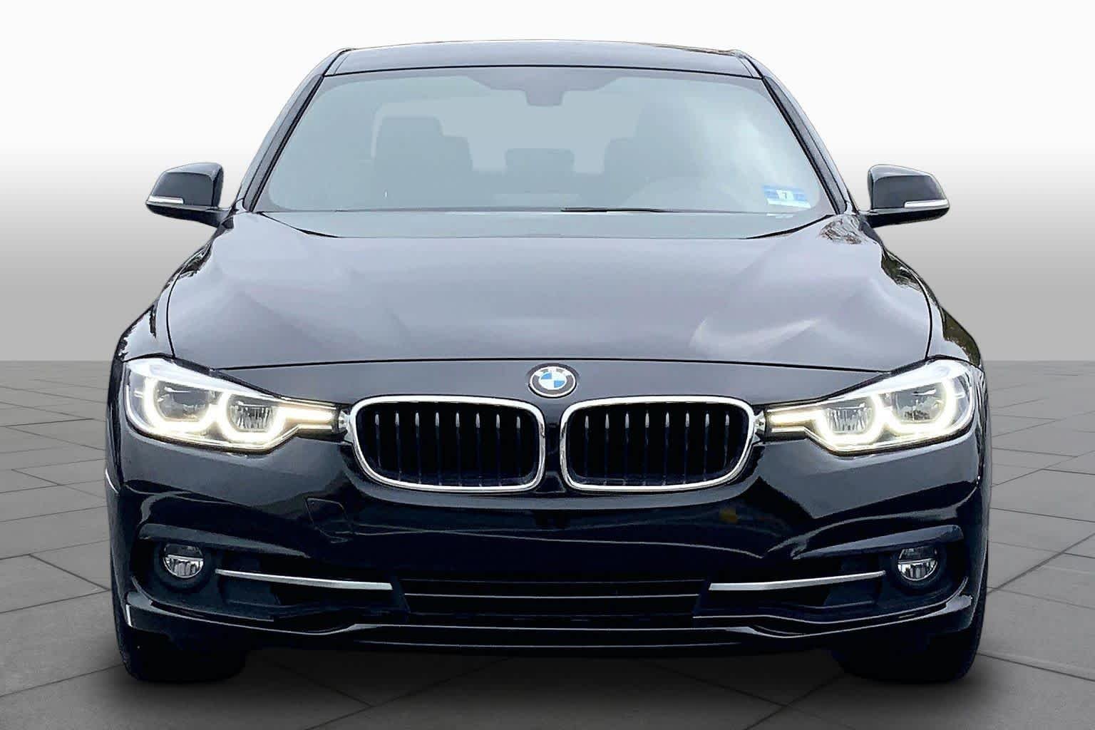 Used 2018 Jet Black BMW 330i image 3