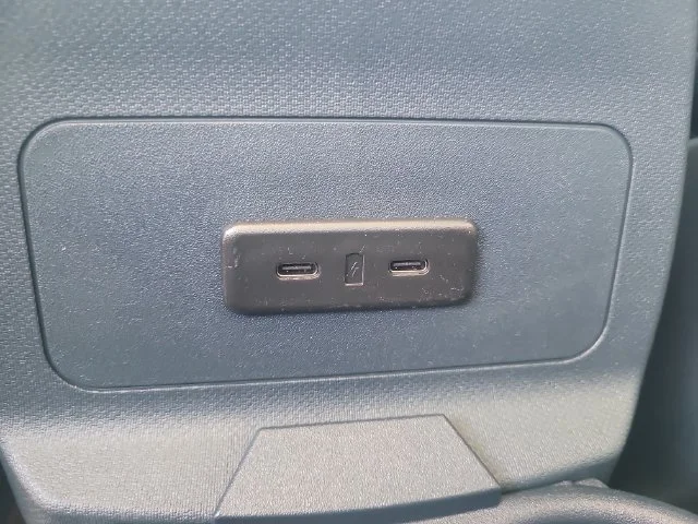 New 2026 Oxford White Ford XLT image 15