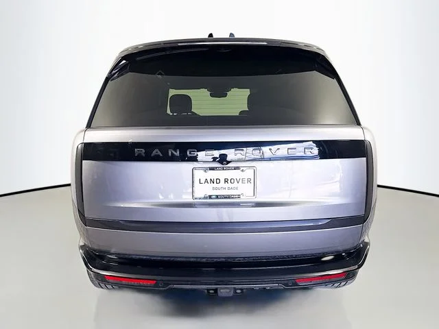 Used 2025 Gray Land Rover SE image 6