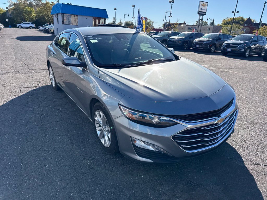 Used 2024 Sterling Gray Metallic Chevrolet 1LT image 5