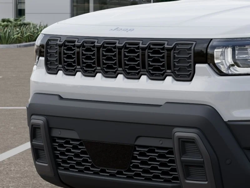 New 2026 Bright White Clear-Coat Exterior Paint Jeep Limited image 12