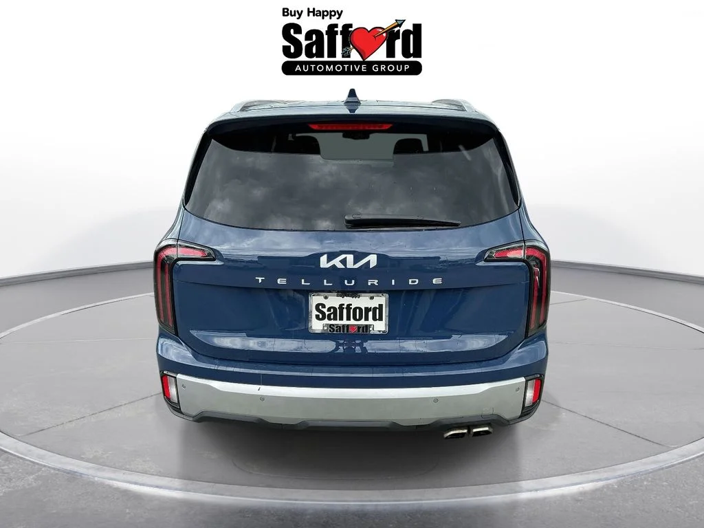 Used 2023 Black Kia EX image 12