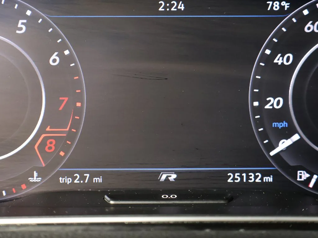 Used 2019 Red Volkswagen DCC & Navigation 4Motion image 38