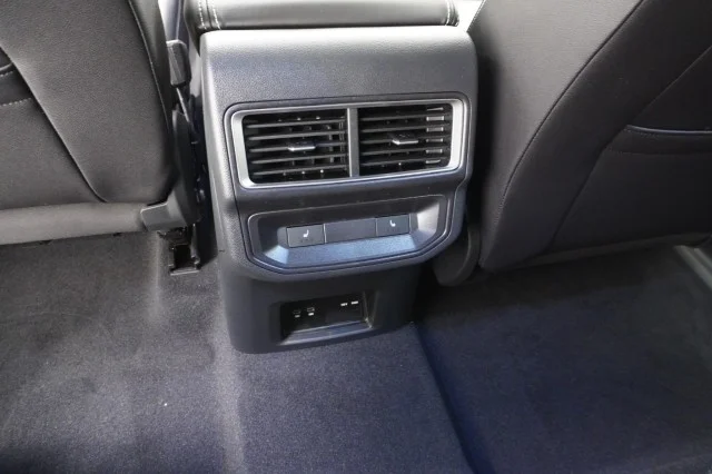 2026 Volkswagen Atlas Cross Sport SEL Premium R-LINE - Photo 23