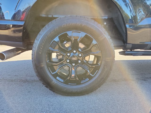 Certified Used 2022 Black Metallic Ford Platinum image 32