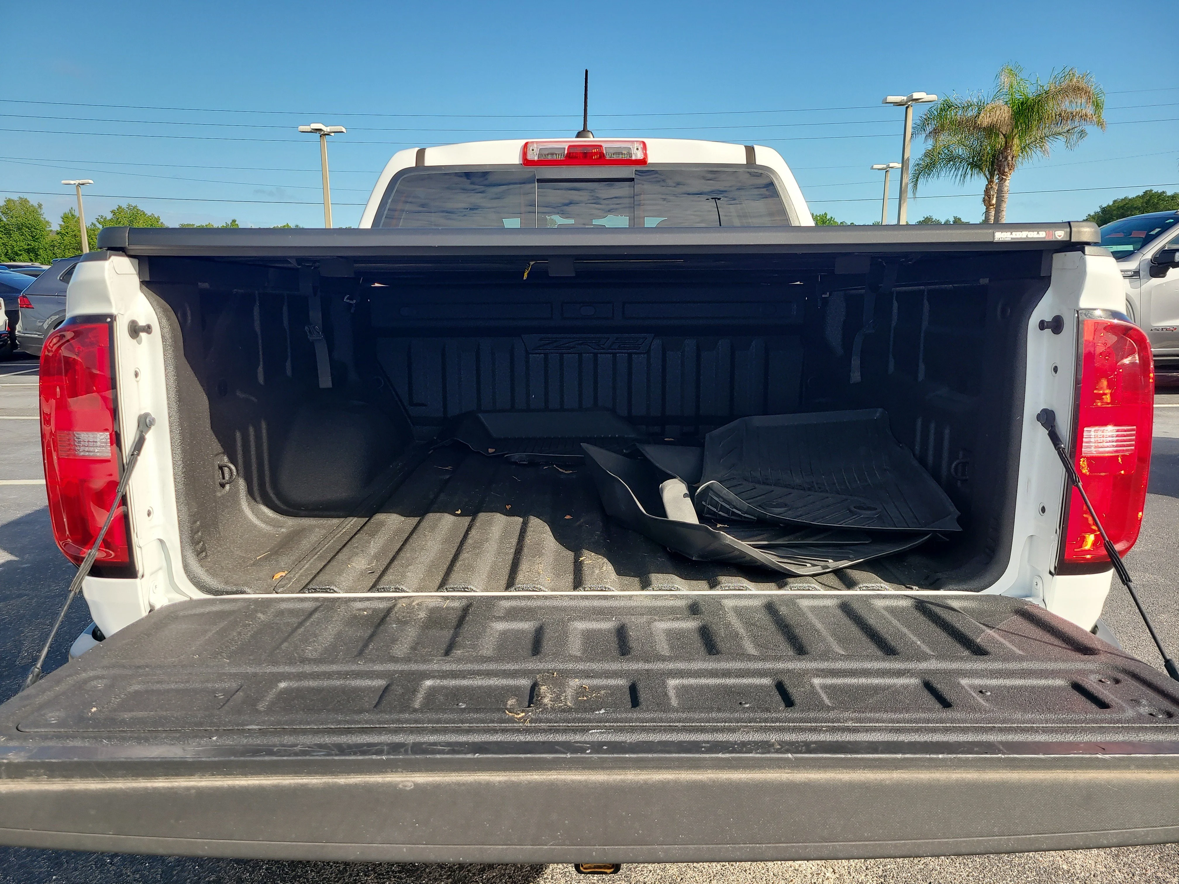 Used 2022 Summit White Chevrolet 4WD ZR2 image 8