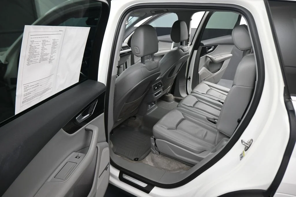 Used 2019  Audi 55 Premium image 42