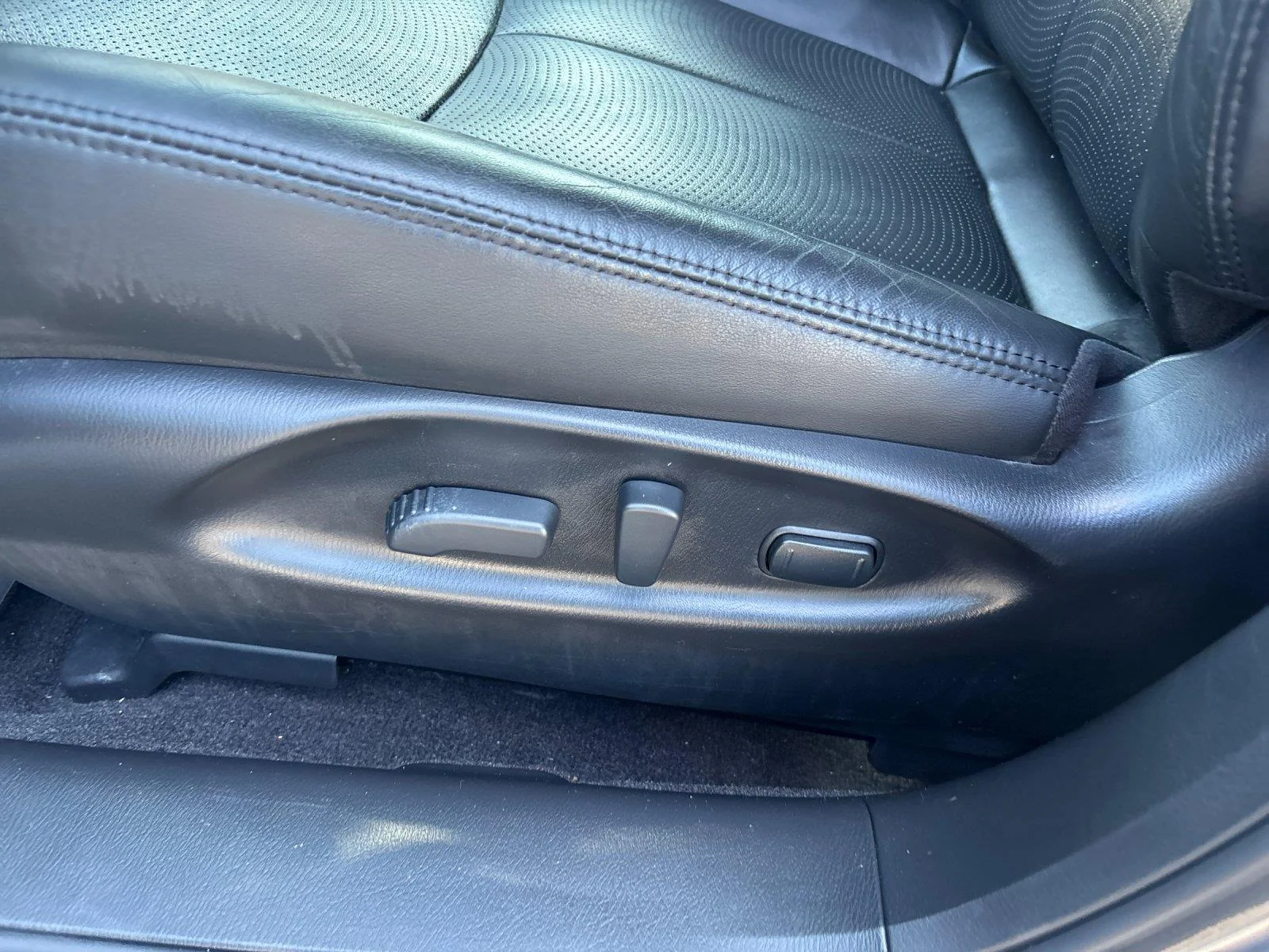 Used 2015 Graphite Shadow INFINITI 3.7 image 16