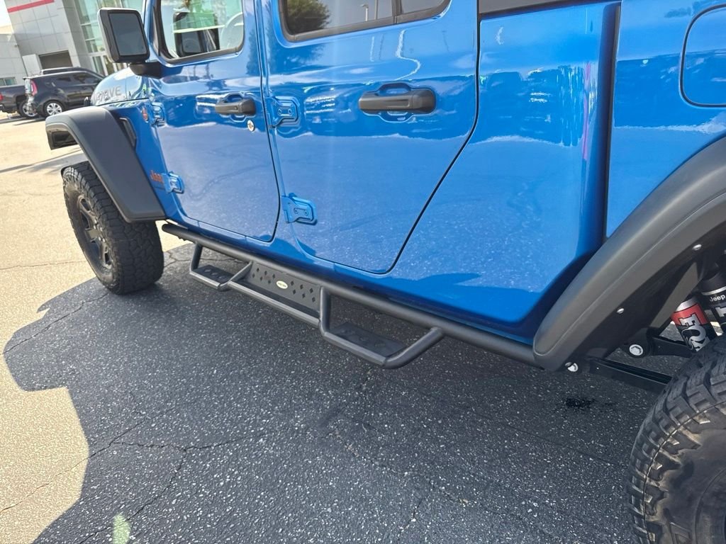 Used 2023 Blue Jeep Mojave image 9