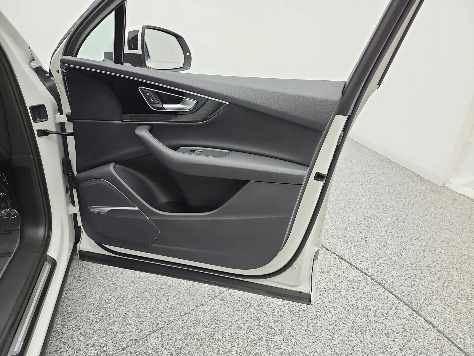 Used 2019 Carrara White Audi Premium Plus 55 TFSI quattro image 20