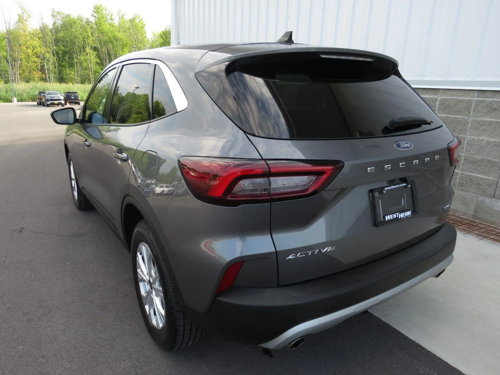 Used 2023  Ford Active image 17