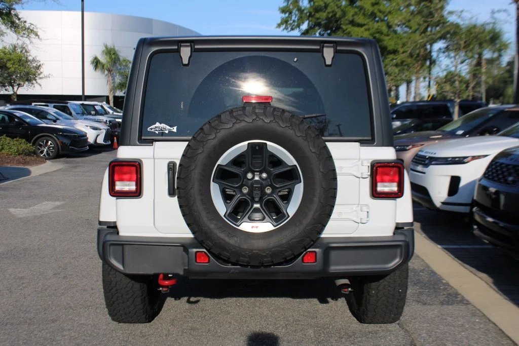 Used 2021 Bright White Clearcoat Jeep Unlimited Rubicon image 14
