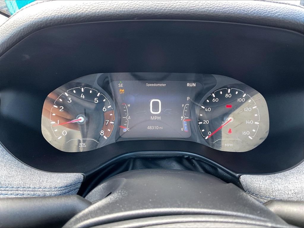 Used 2022 Laser Blue Pearlcoat Jeep Latitude image 23