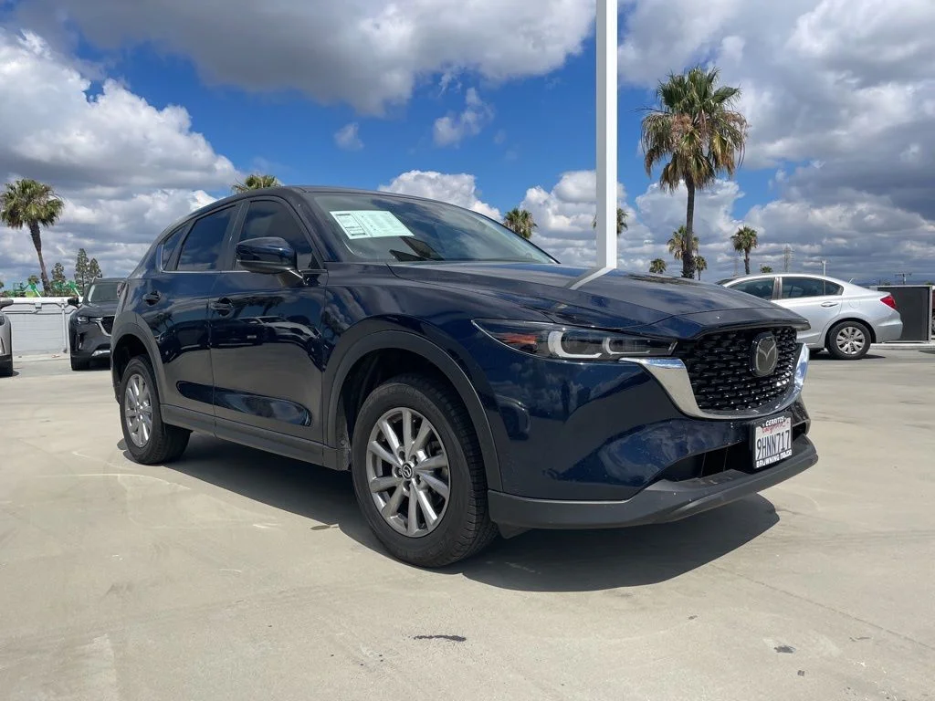 2023 Mazda CX-5 S Select Package Auto AWD's photo