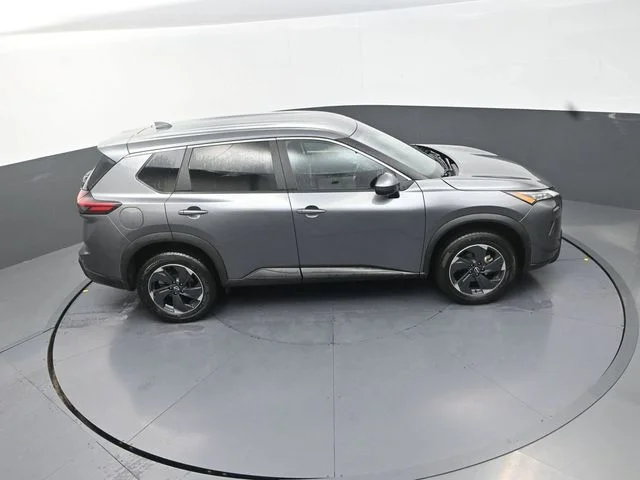 Used 2024 Gray Nissan SV image 18