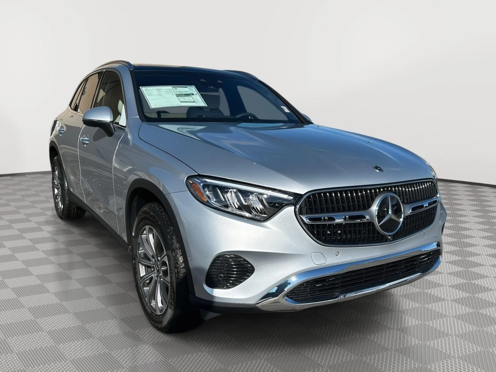 2026 Mercedes-Benz GLC GLC 300 4MATIC's photo
