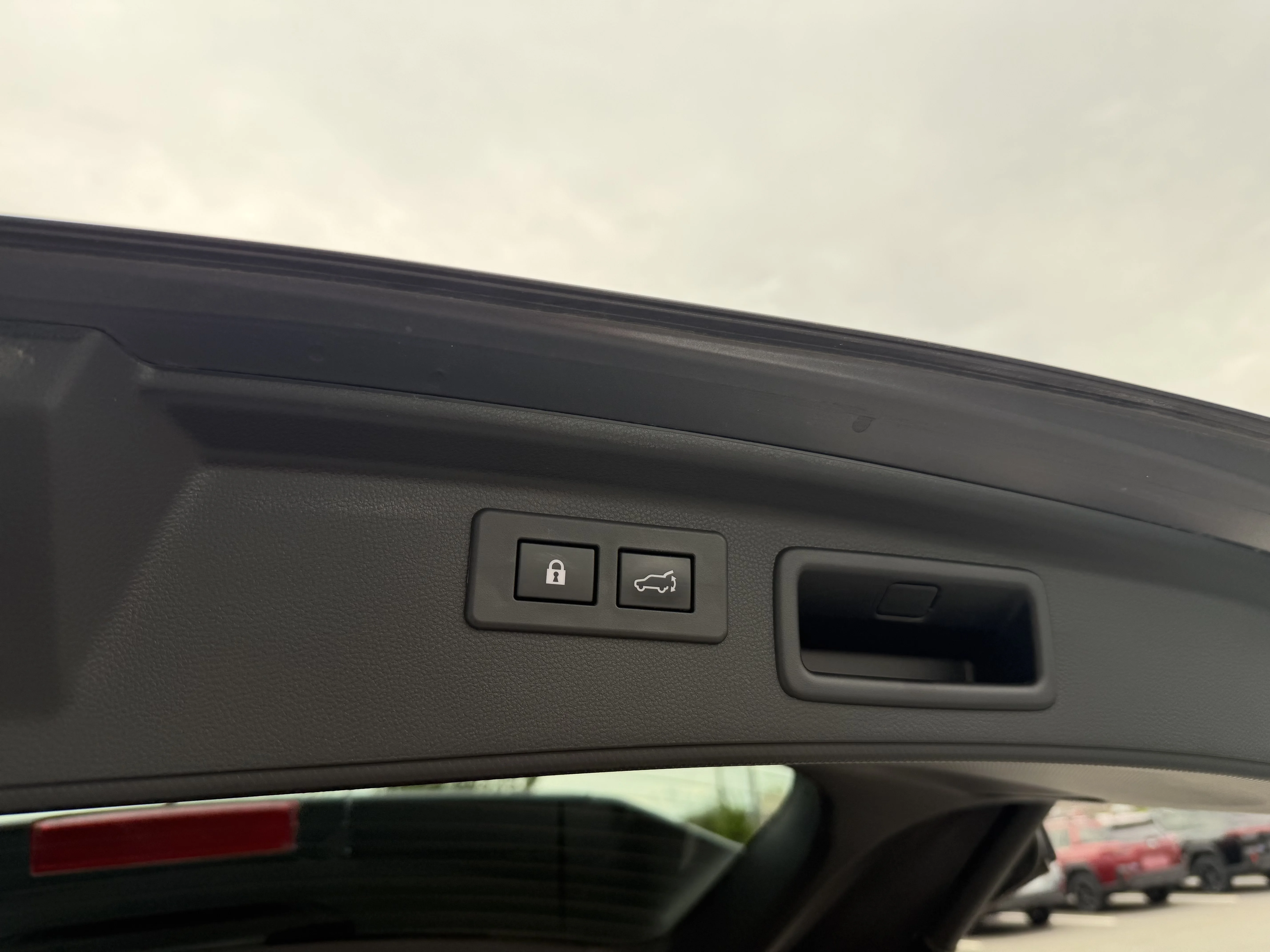 Used 2023 Magnetite Gray Metallic Subaru Premium image 21