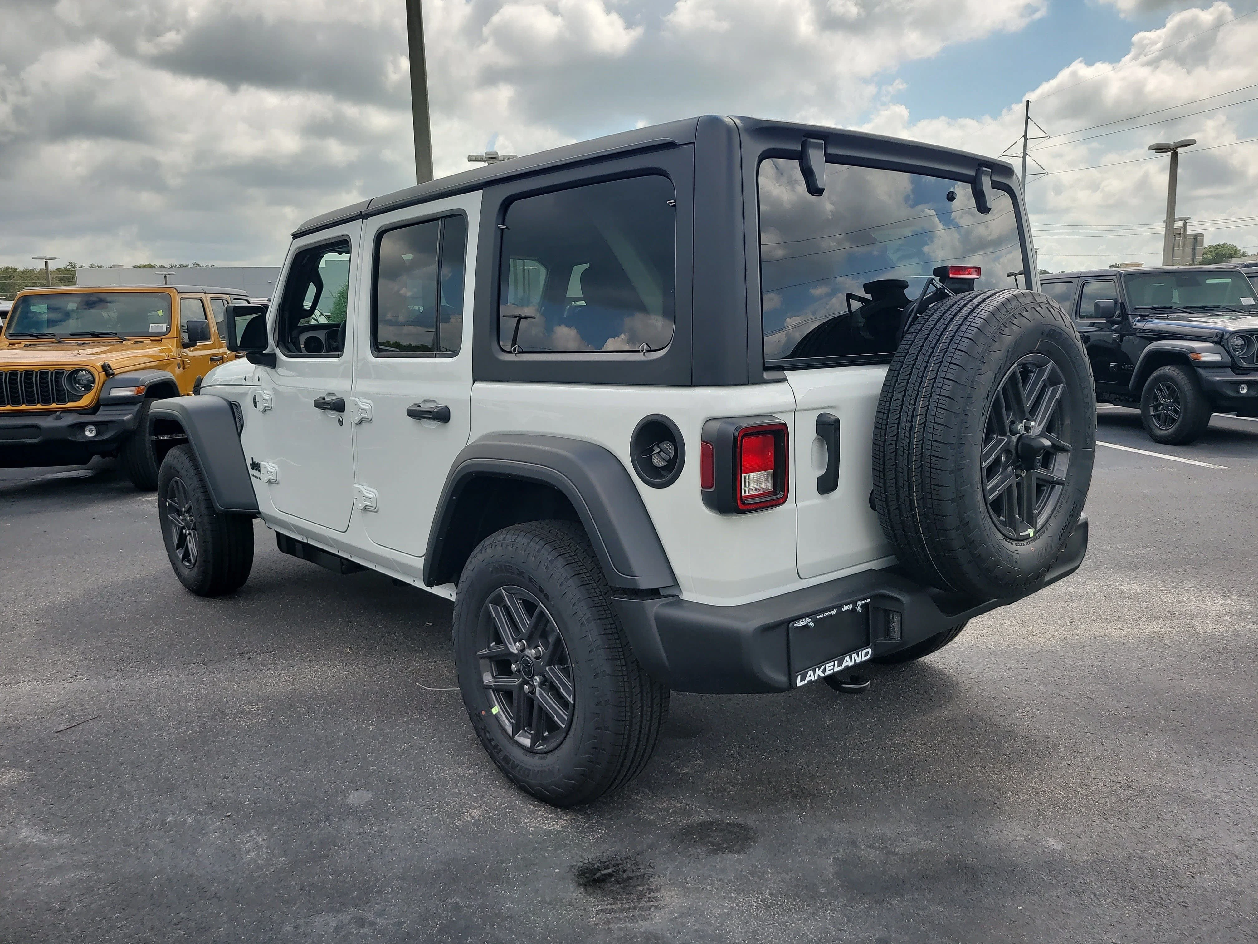 New 2026 Bright White Clearcoat Jeep Sport S image 8