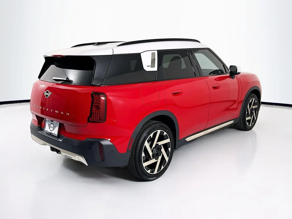 New 2027 Chili Red II MINI Iconic image 5