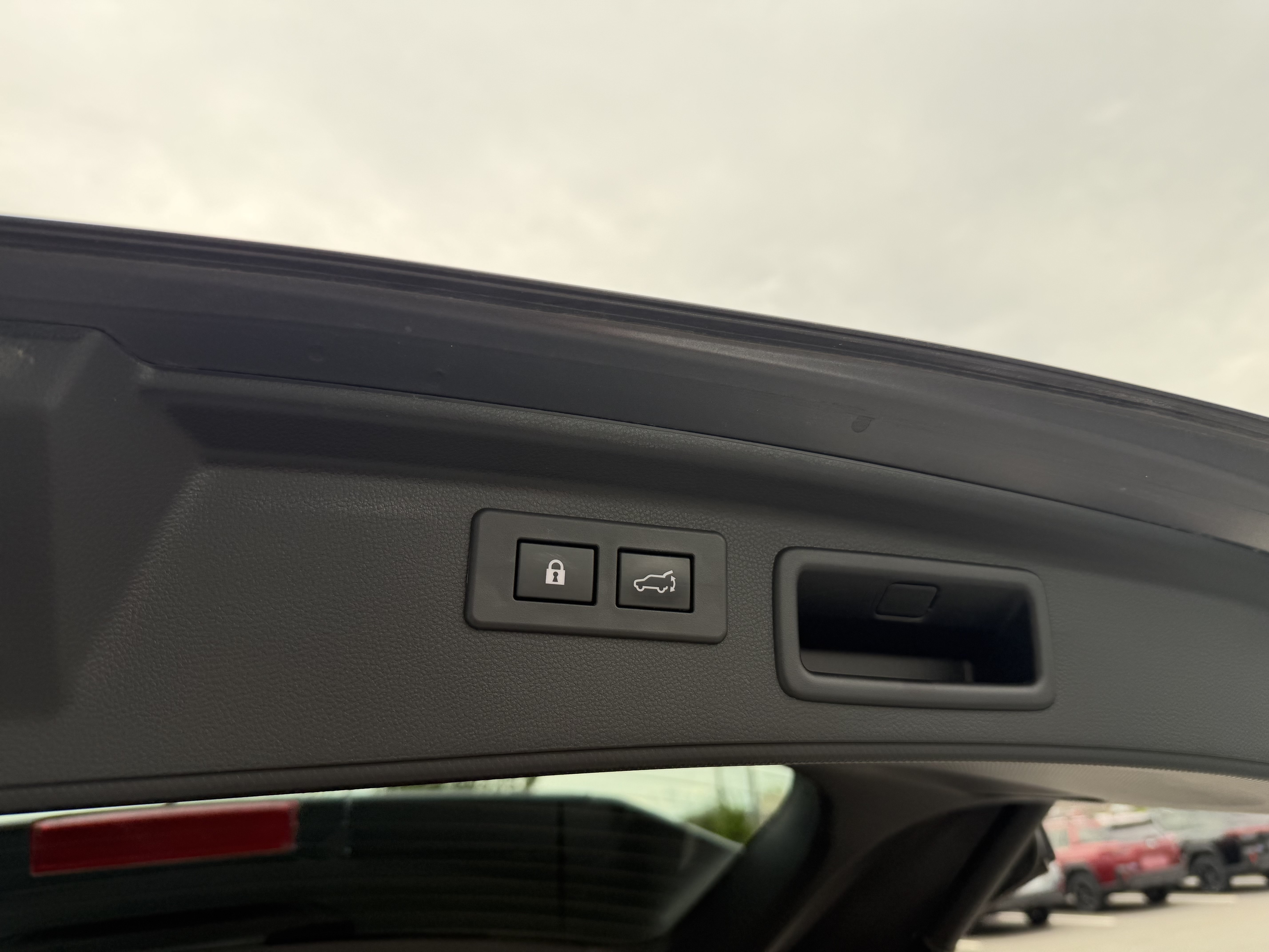 Used 2023 Magnetite Gray Metallic Subaru Premium image 21