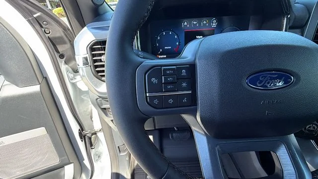 New 2026 Oxford White Ford Lariat® image 30