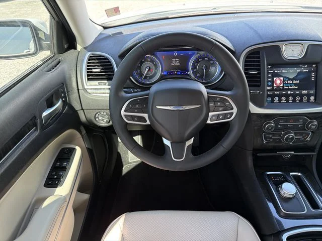Used 2022 White Chrysler Touring image 14