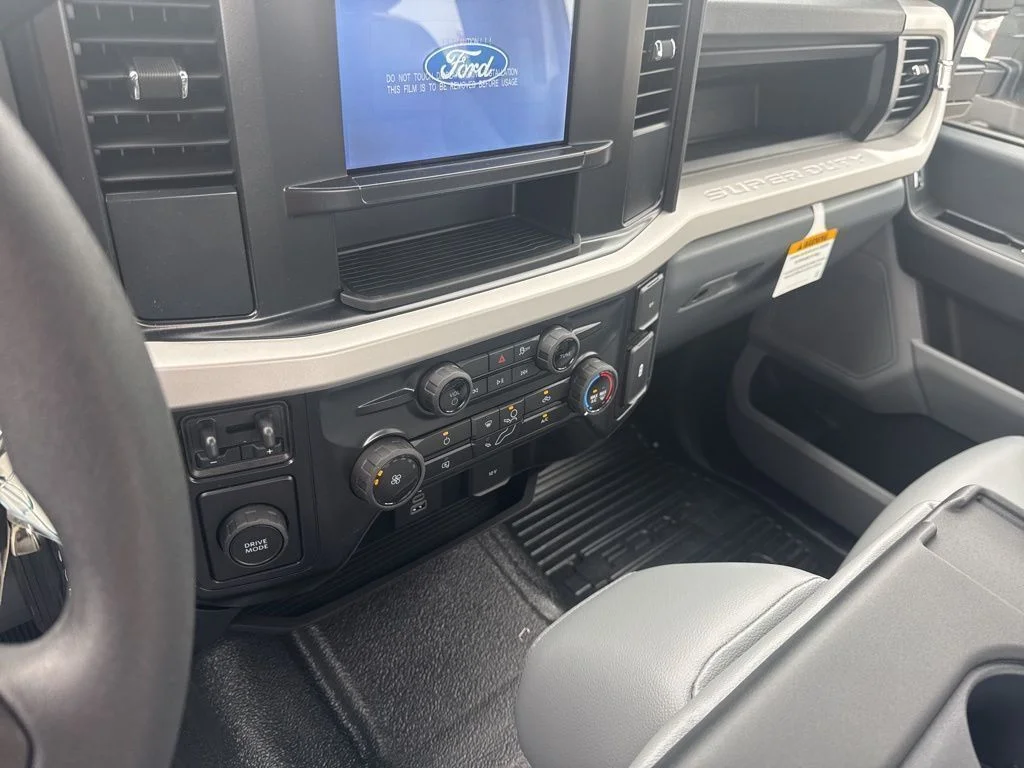 New 2026 White Ford XL image 37