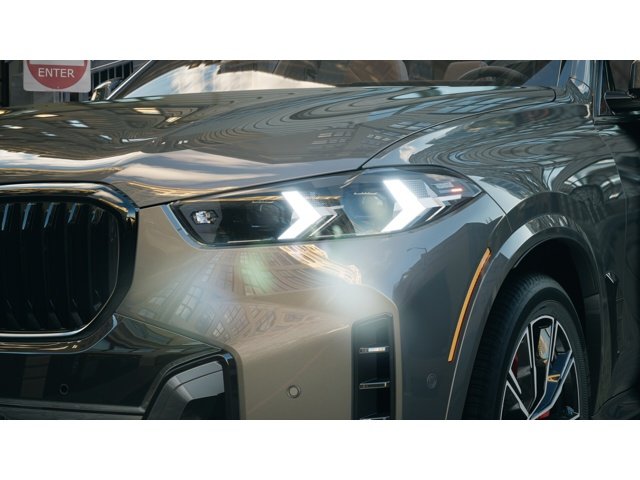 New 2026 Dravit Grey Metallic BMW xDrive40i image 6