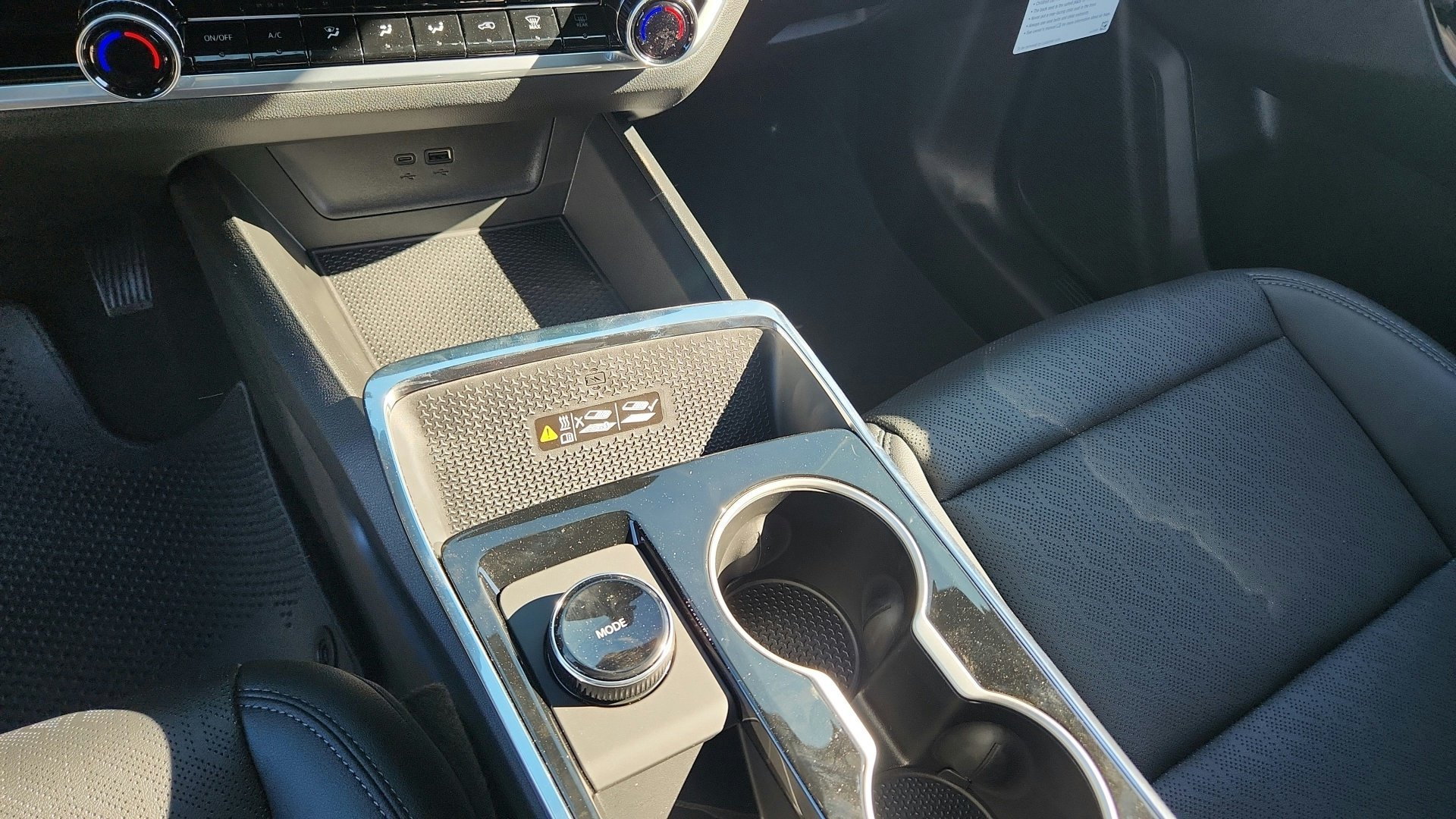 New 2027 Sterling Gray Metallic Chevrolet LT image 17