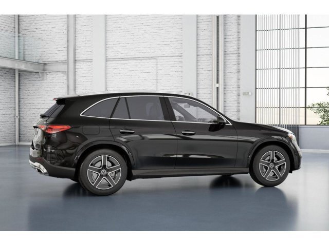 New 2027 Black Mercedes-Benz GLC 300 image 18