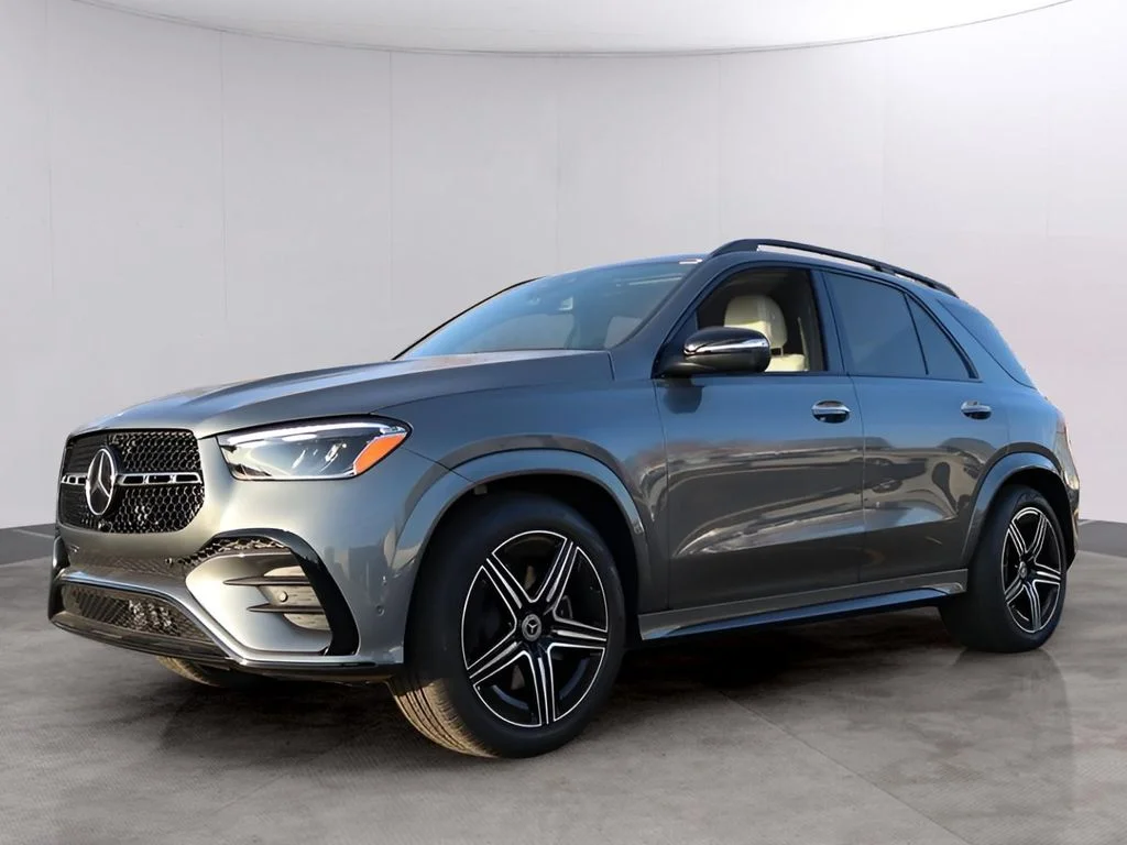 New 2026 Selenite Grey Metallic Mercedes-Benz GLE 580 image 3