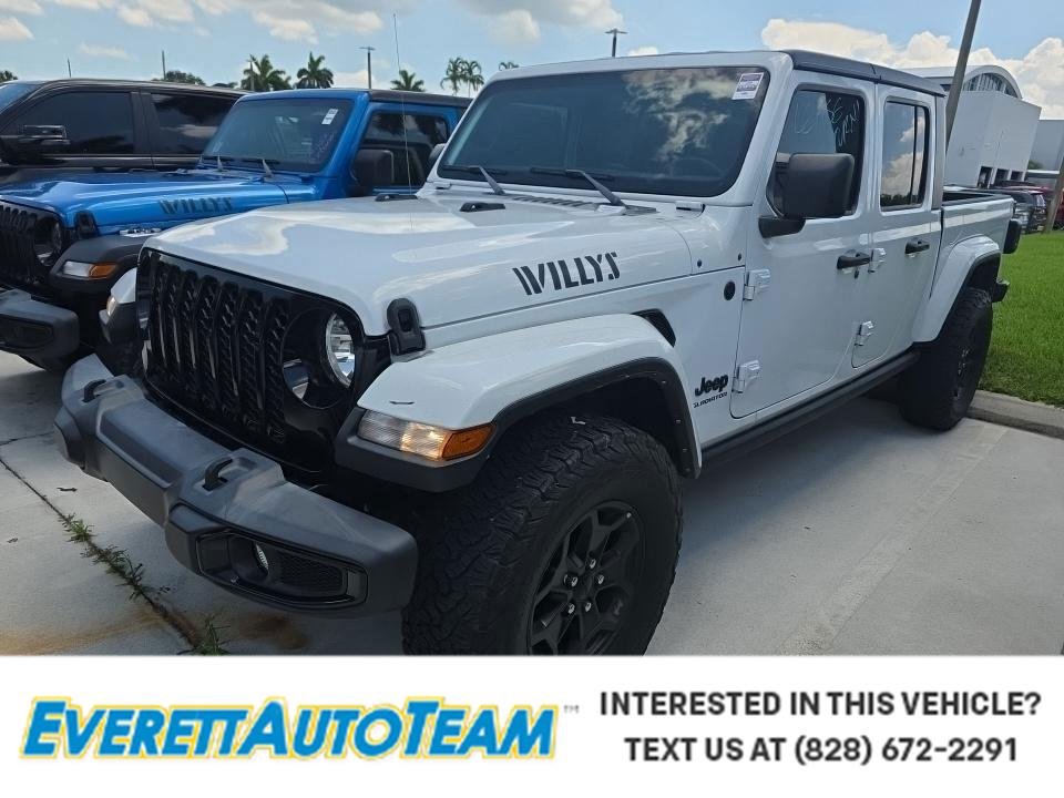 2022 Jeep Gladiator WILLYS's photo