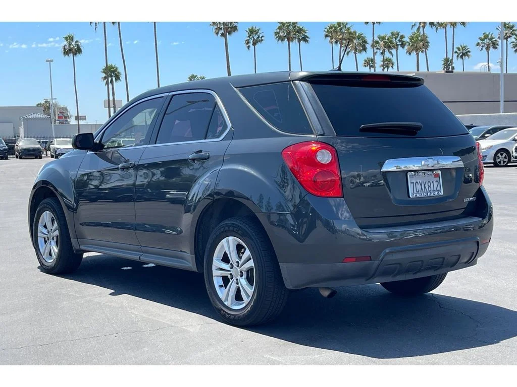 Used 2014 Ashen Gray Metallic Chevrolet LS image 3