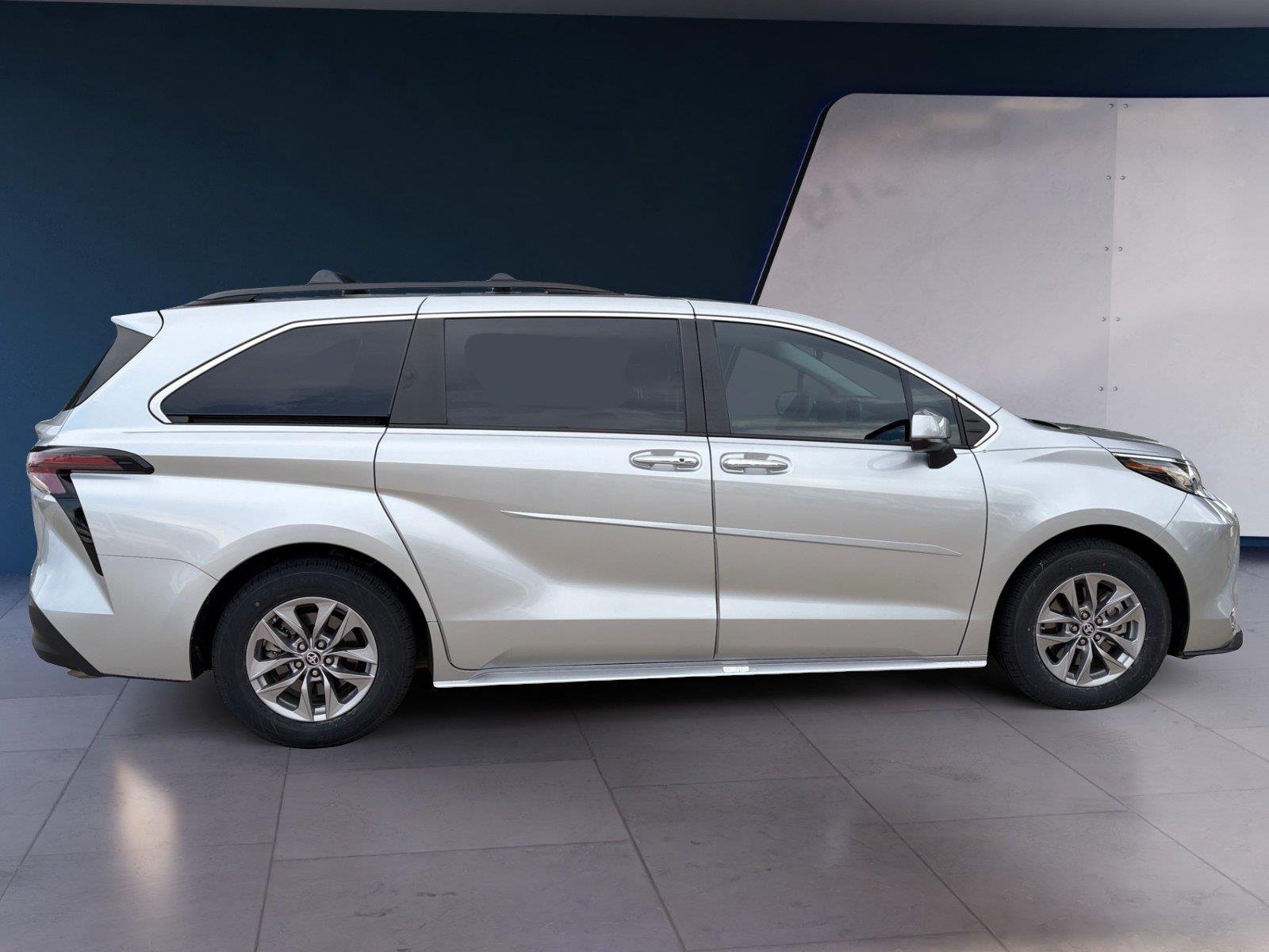 Used 2023 Celestial Silver Metallic TOYOTA XLE 8-Passenger image 6