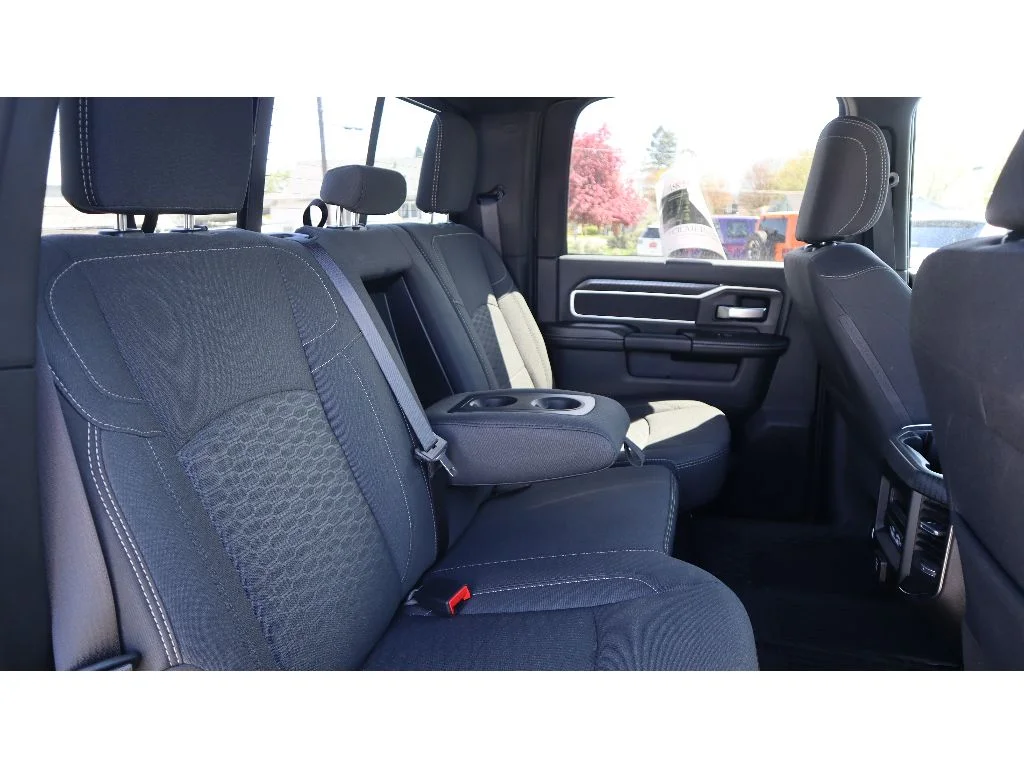2025 RAM 2500 Big Horn - Photo 23