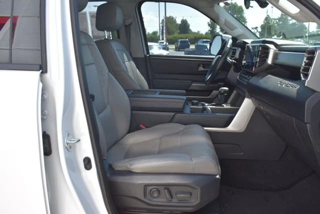Used 2023 White Toyota SR5 image 20