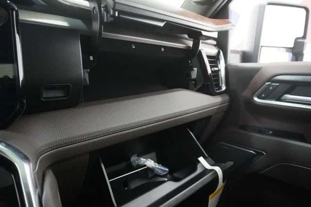 2026 GMC Sierra 2500HD Denali - Photo 43