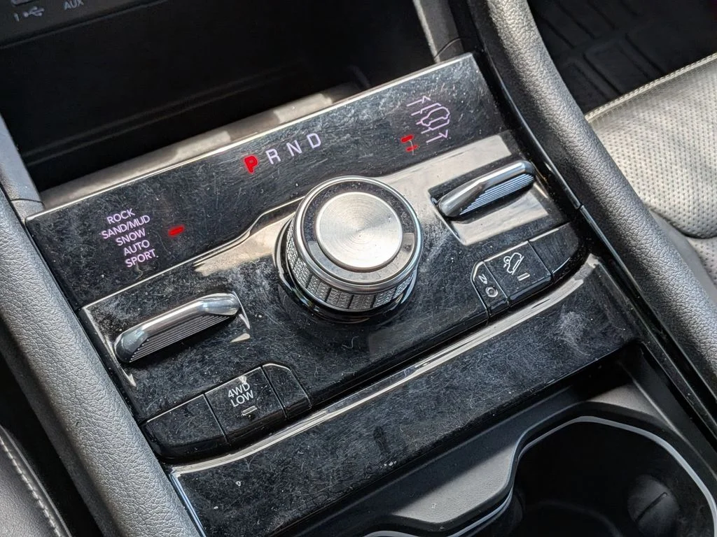 Used 2023 Black Jeep Overland image 20
