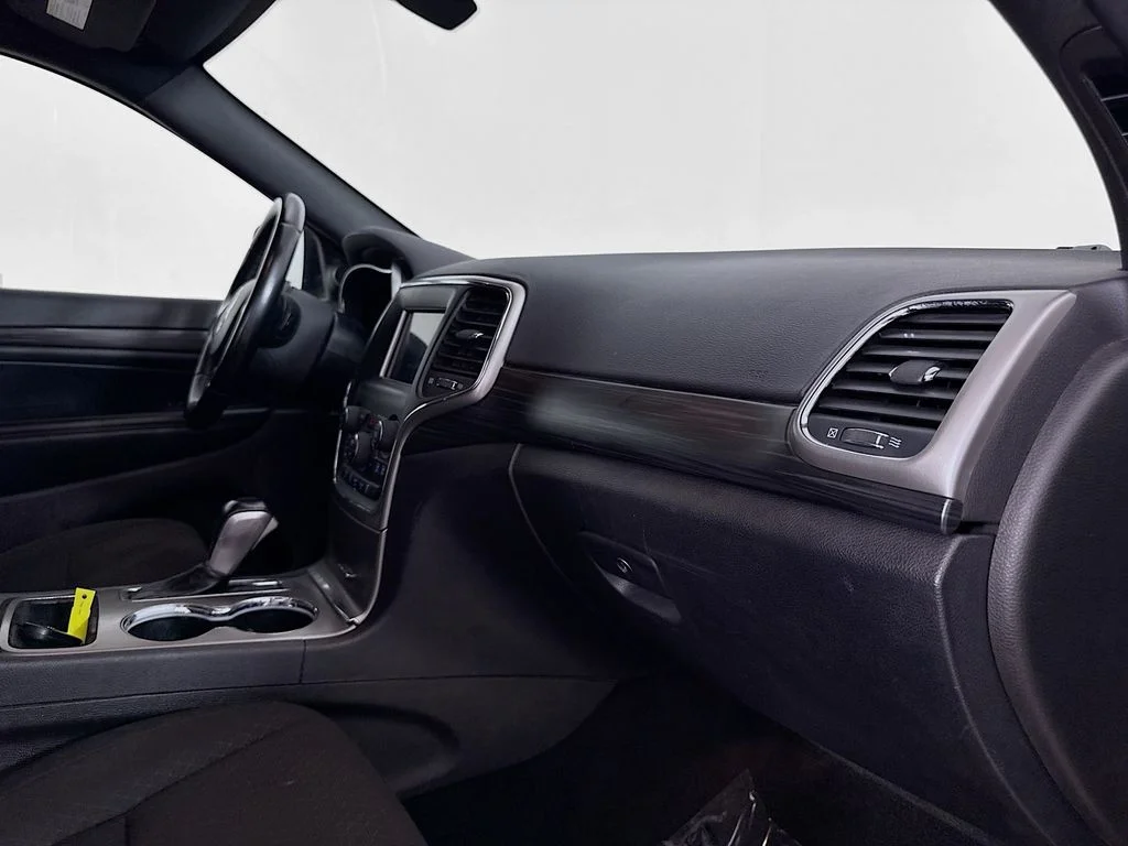 Used 2021 Gray Jeep Laredo E image 26
