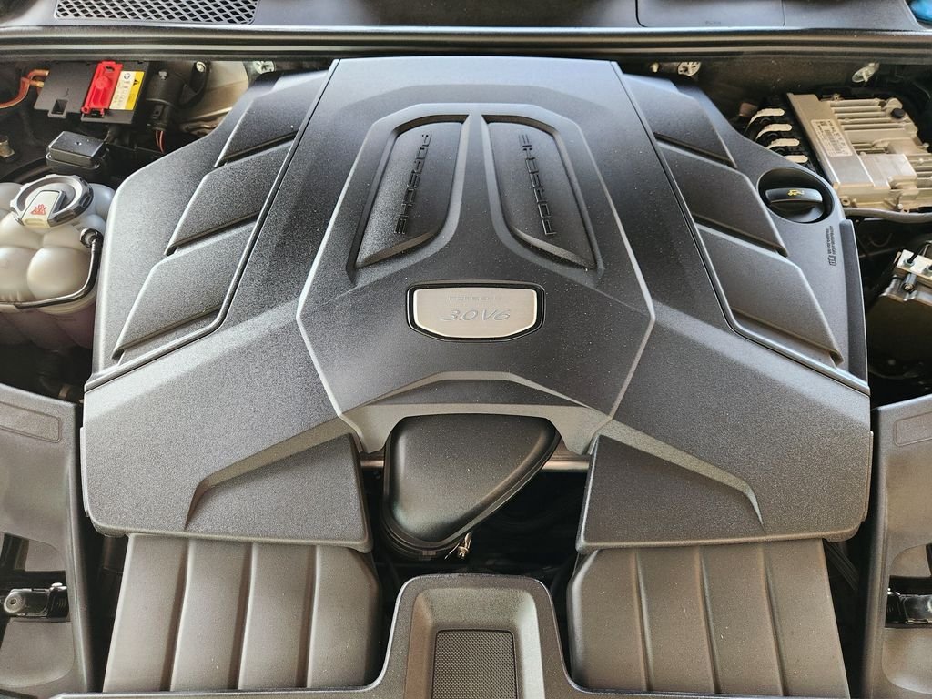 Used 2019 Quartzite Metallic Porsche Base image 33